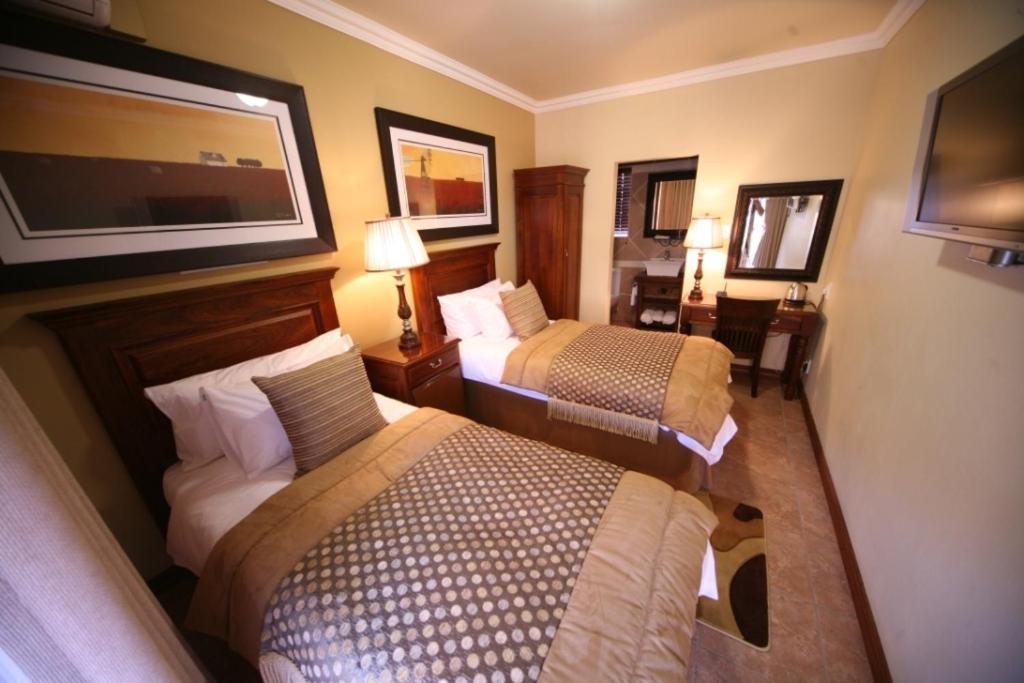 יוהנסבורג Le Cozmo Guesthouse מראה חיצוני תמונה